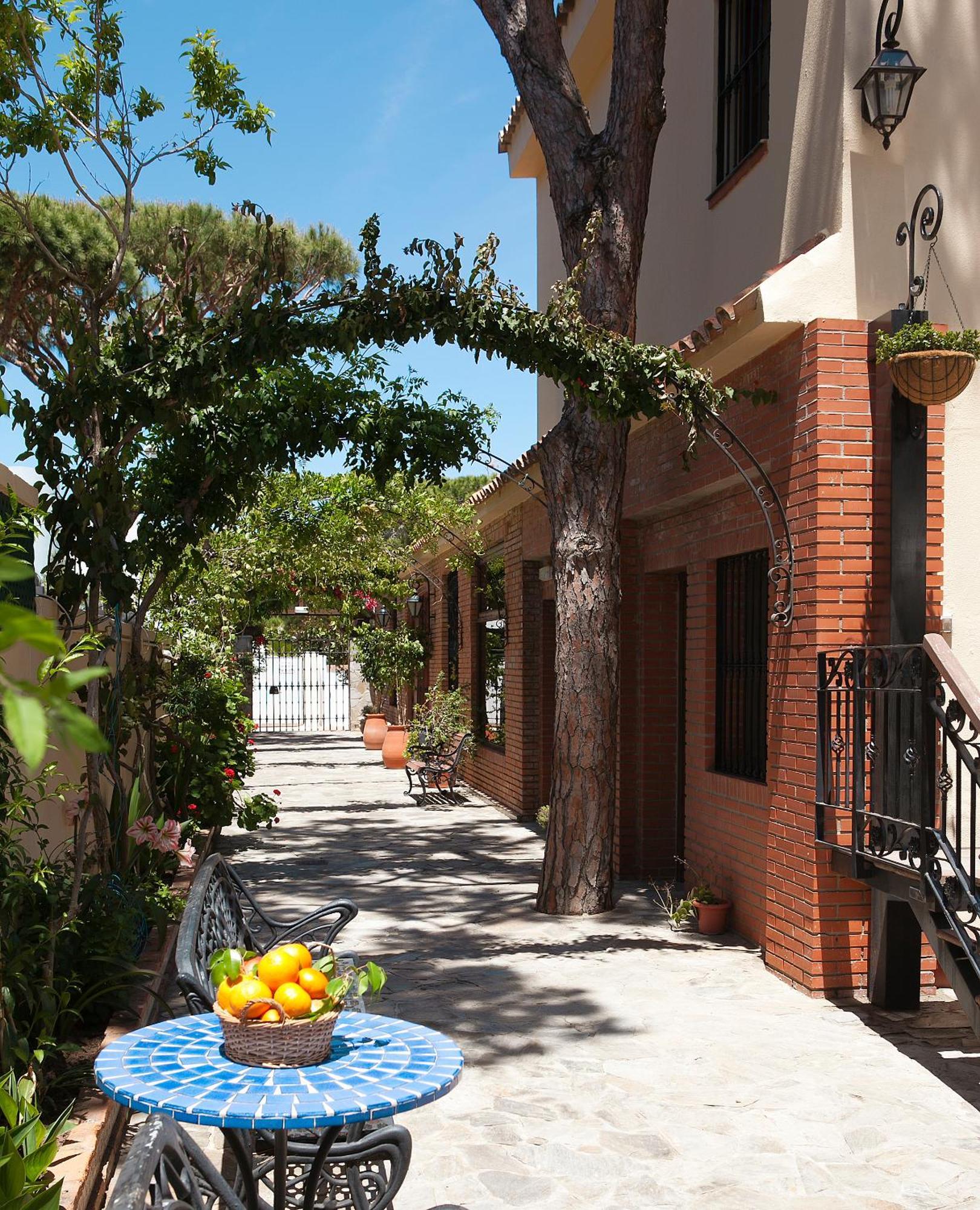 Hospederia Santiago Hotel ชิกลานา เด ลา ฟรอนเตรา ภายนอก รูปภาพ